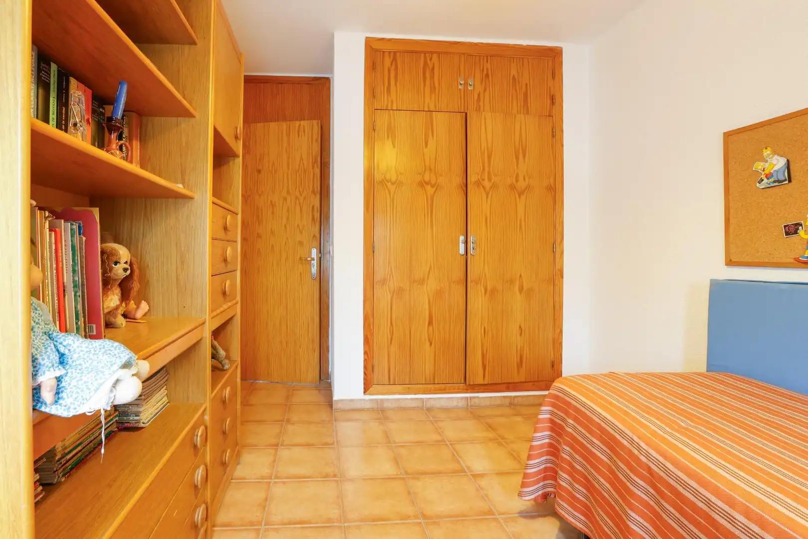 Habitación de Casa o chalet en venta en Valdemoro con Calefacción, Jardín privado y Terraza