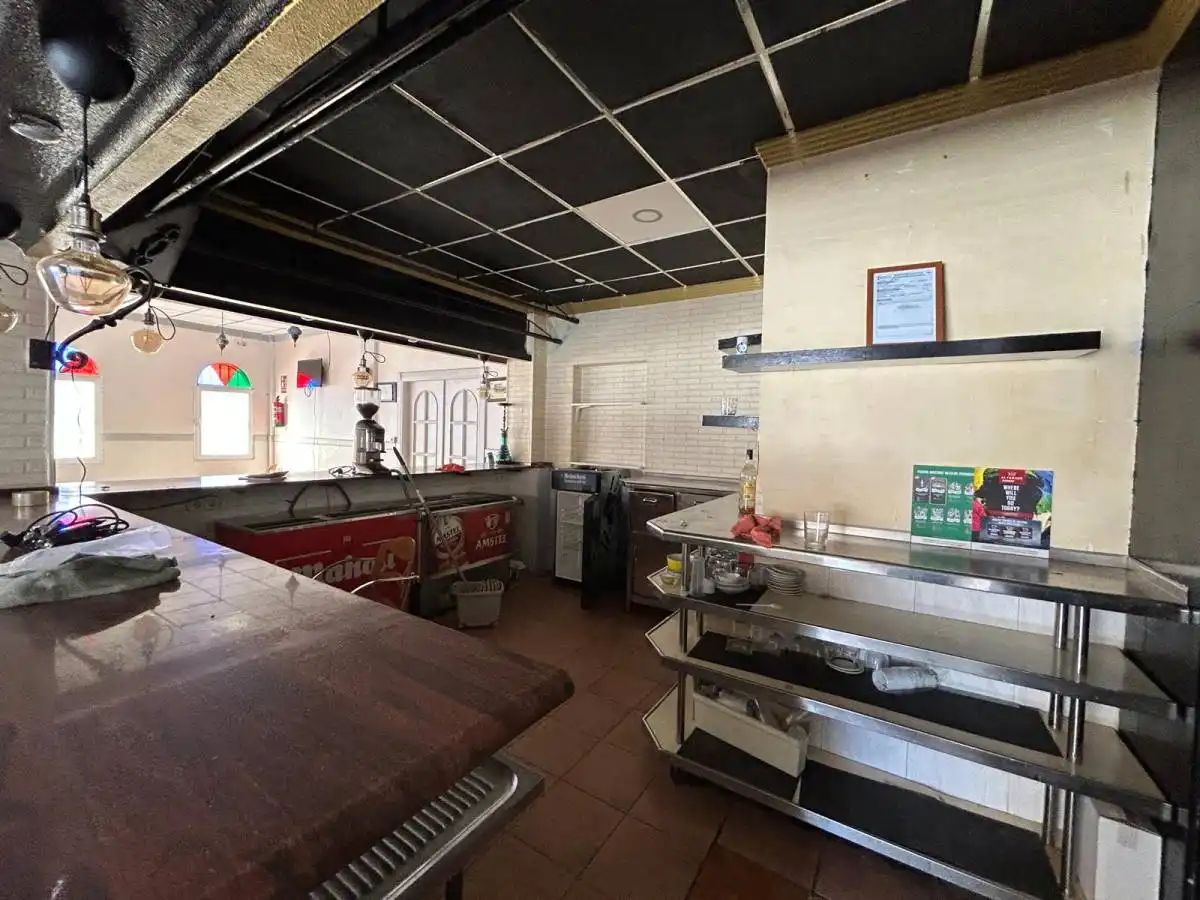 Local en venda en San Isidro amb Calefacció i Terrassa