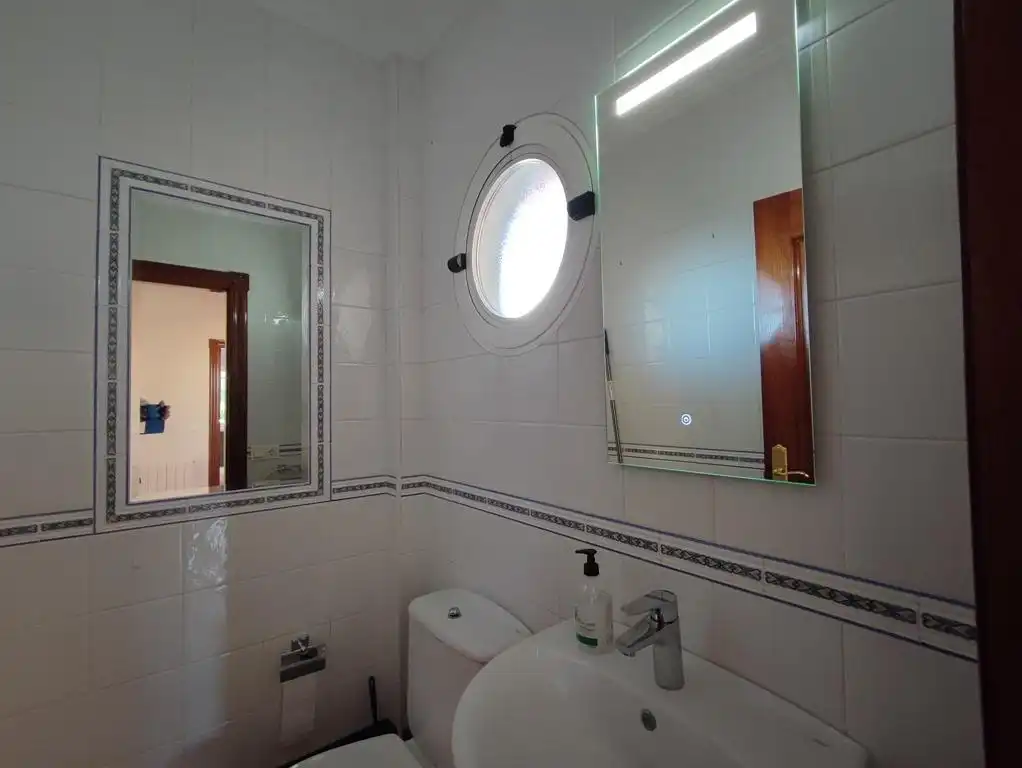 Bany de Casa o xalet en venda en Villa de Otura amb Aire condicionat, Calefacció i Terrassa