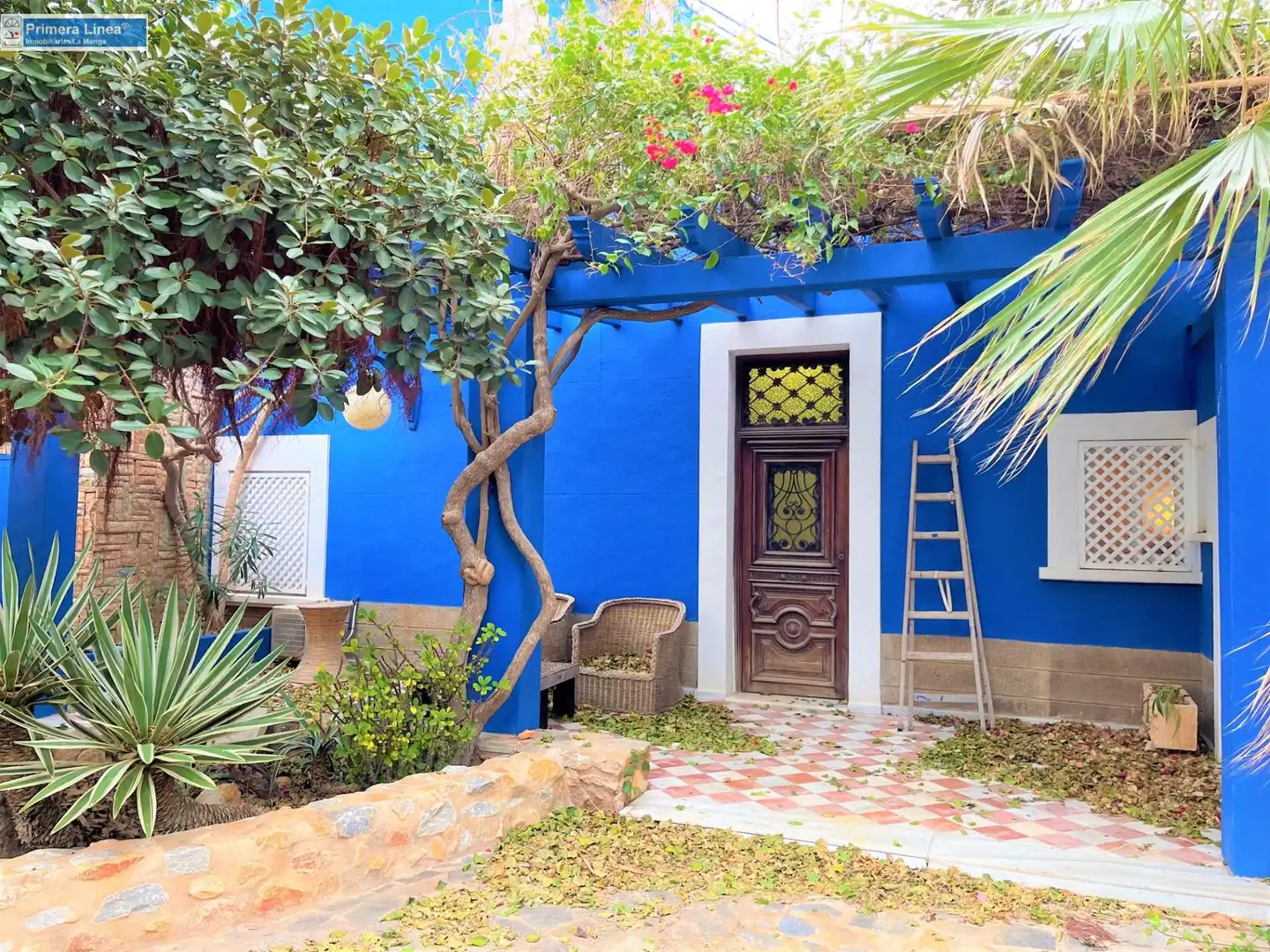 Vista exterior de Casa o chalet en venta en Cartagena con Calefacción, Jardín privado y Parquet