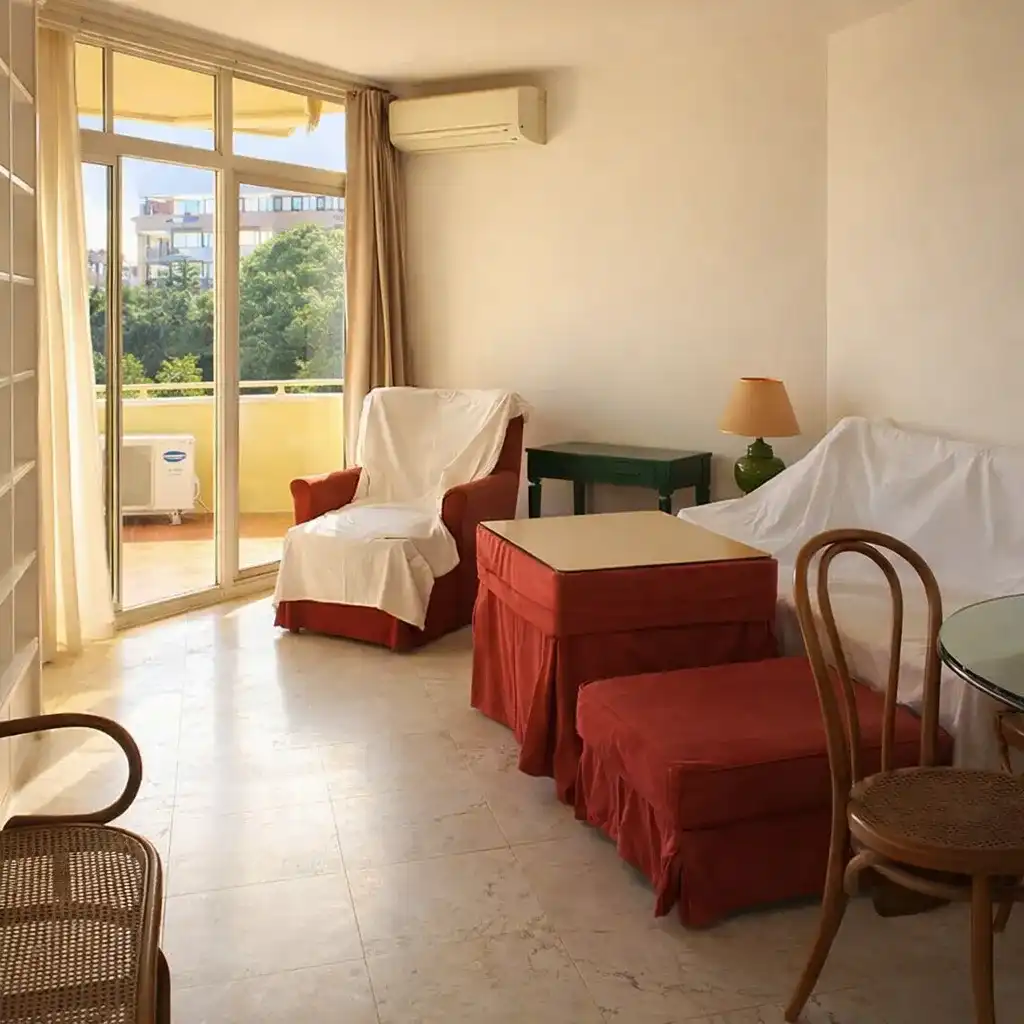 Sala d'estar de Pis en venda en Marbella amb Aire condicionat, Terrassa i Piscina