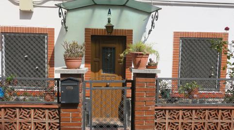 Foto 2 de Casa adosada en venda a Avinguda de Santa Coloma, Riu Sud, Santa Coloma de Gramenet