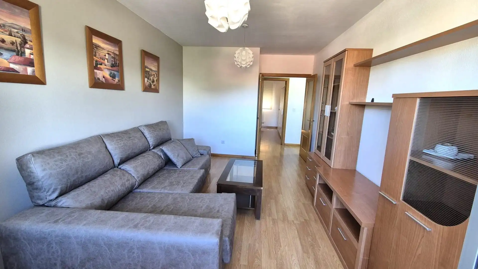 Apartamento de alquiler en ROSALIA CASTRO, Zona Alta