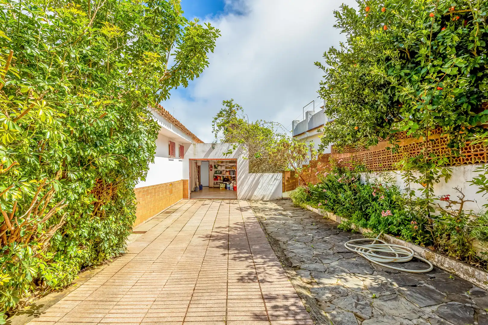 Vista exterior de Casa o xalet en venda en Valleseco amb Jardí privat, Terrassa i Traster