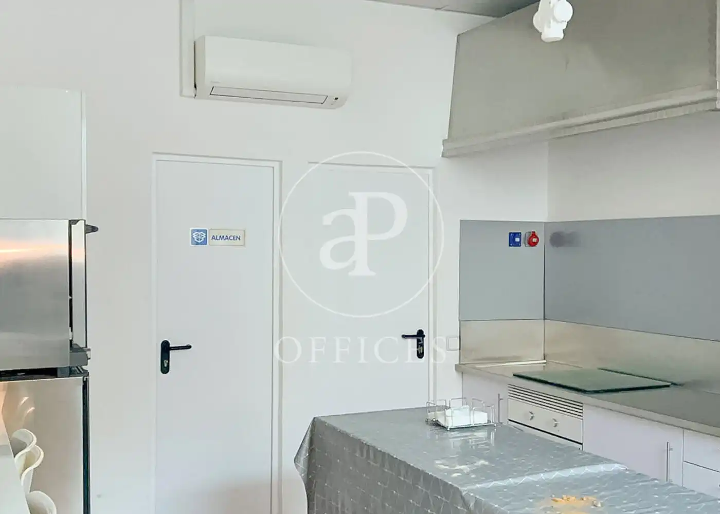 Büro zum Verkauf in Madrid mit Klimaanlage
