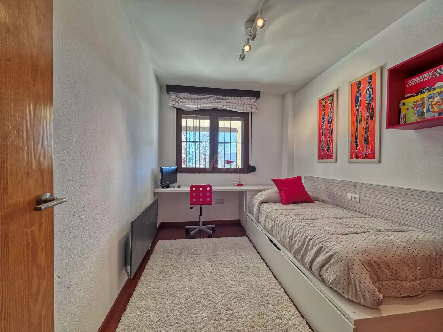 Habitación de Dúplex en venta en Alcalá de la Selva con Calefacción y Terraza