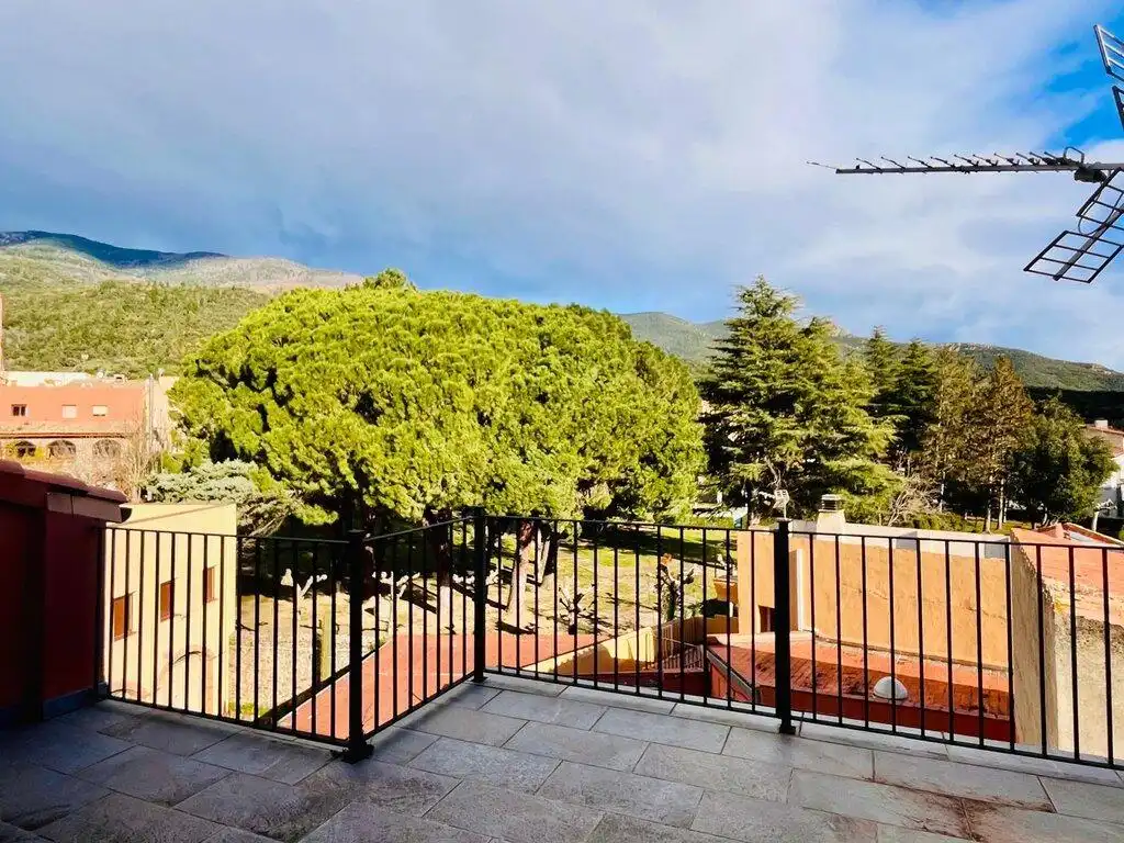 Terrassa de Casa adosada en venda en Maçanet de Cabrenys amb Aire condicionat, Calefacció i Terrassa