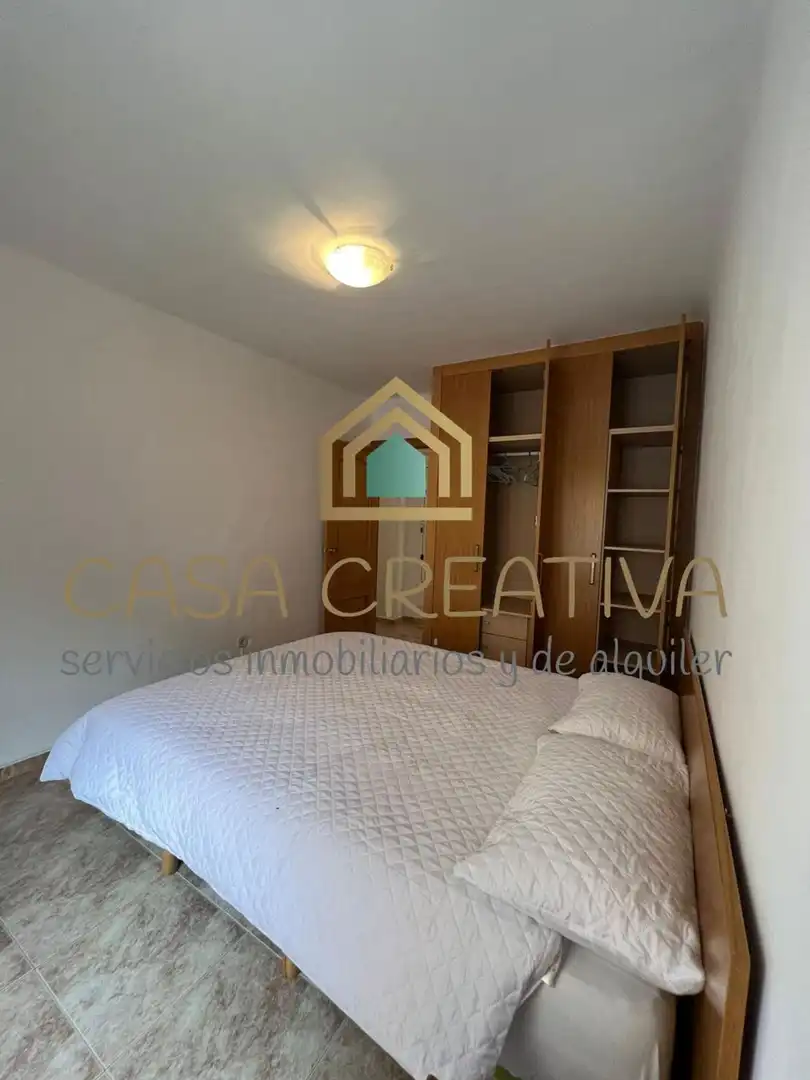 Bedroom of Flat for rent in Valencia  with Air Conditioner, Heating and Terrace