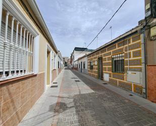 Vista exterior de Casa o xalet en venda en Parla amb Terrassa