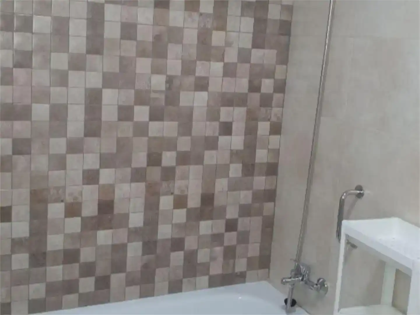 Bany de Apartament en venda en Peñaflor amb Moblat