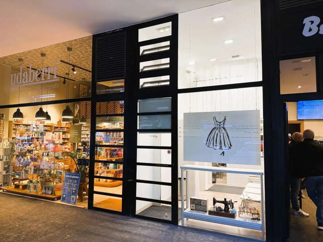 Local comercial en venda a José María Salaberría Kalea, imagen 12