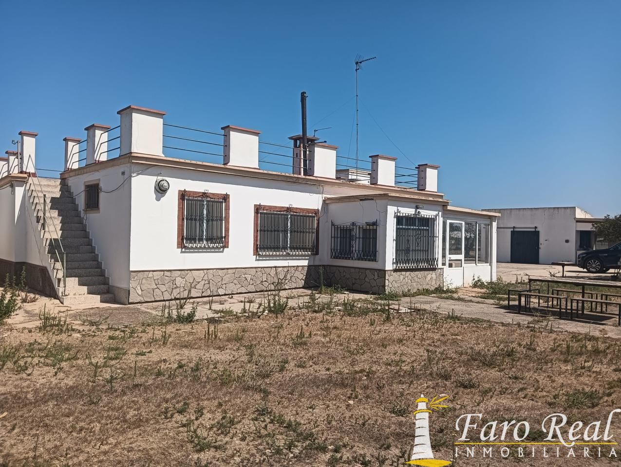 Exterior view of Country house for sale in Chipiona  with Private garden and Terrace