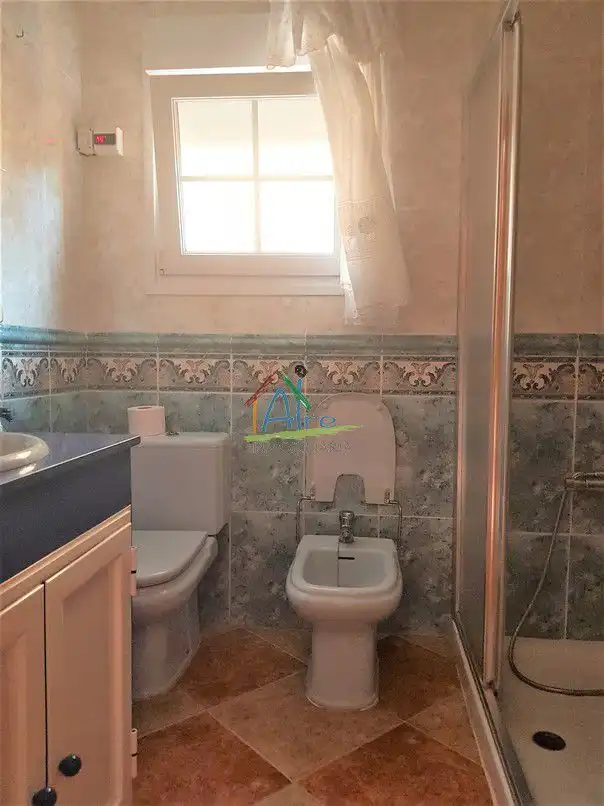 Bany de Casa o xalet en venda en Almonte amb Aire condicionat, Calefacció i Terrassa