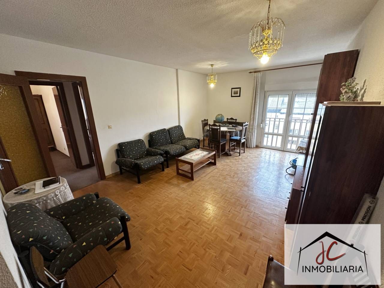 Sala d'estar de Pis en venda en Villamuriel de Cerrato amb Calefacció, Parquet i Terrassa