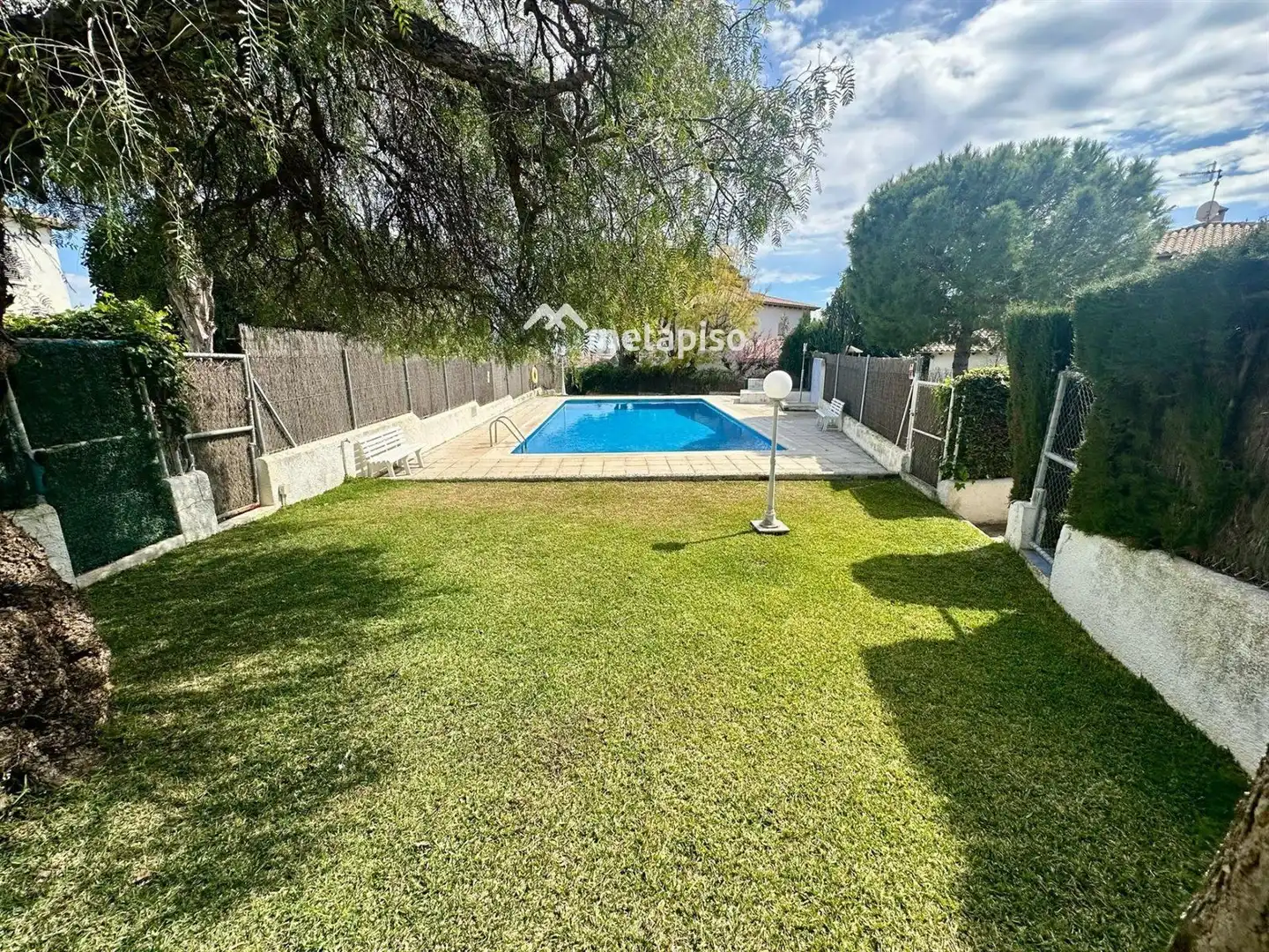 Piscina de Casa o xalet en venda en El Vendrell amb Terrassa, Traster i Piscina