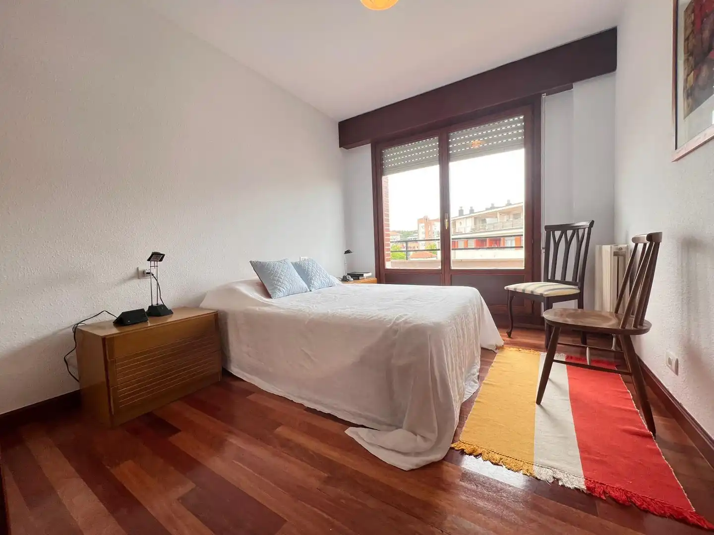 Habitación de Piso en venta en Castro-Urdiales con Calefacción, Terraza y Piscina comunitaria