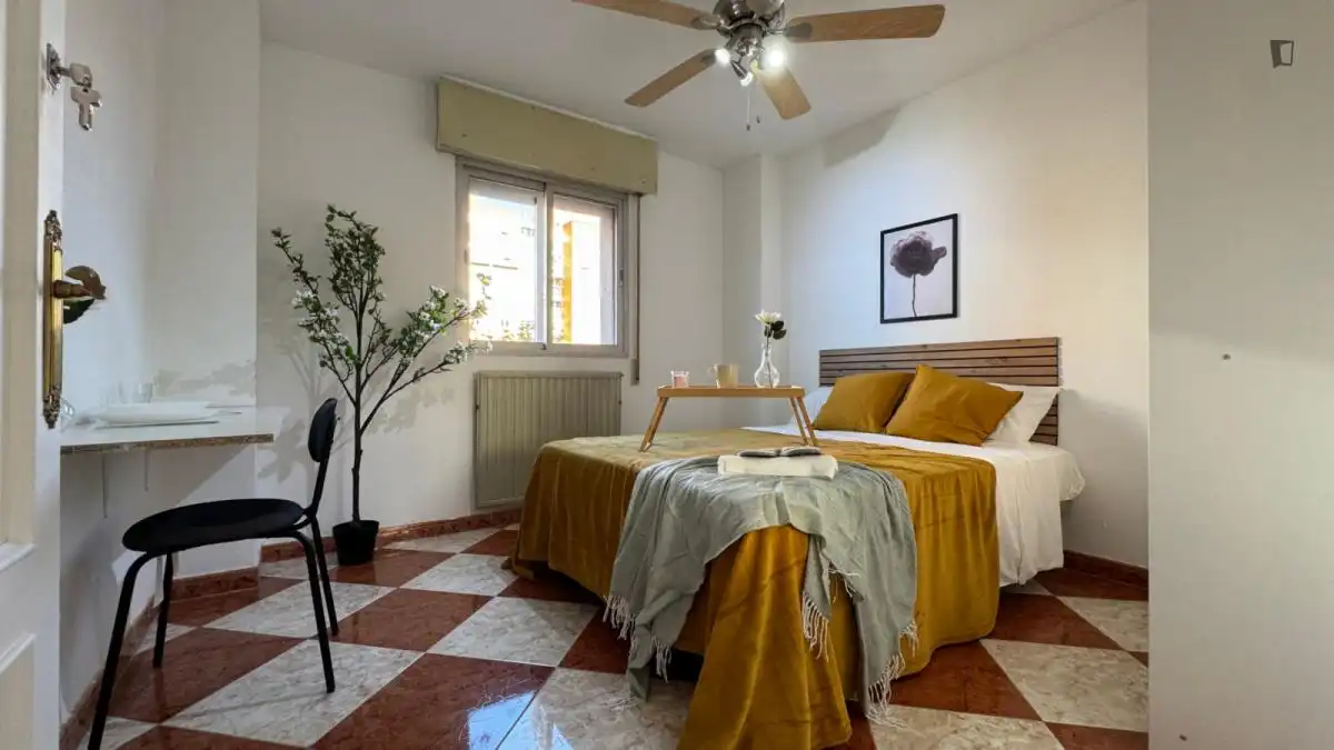 Dormitori de Apartament per a compartir en  Madrid Capital amb Aire condicionat, Calefacció i Moblat