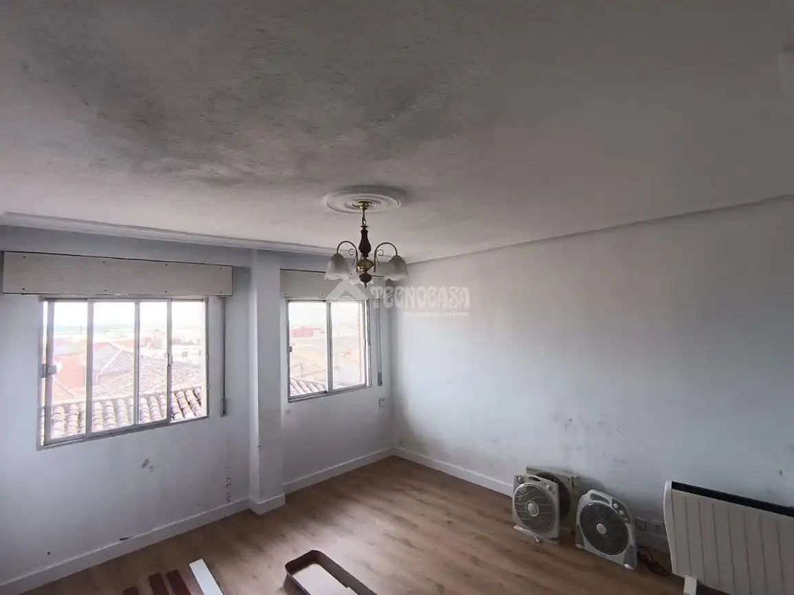 Schlafzimmer von Wohnung zur Miete in Calera y Chozas mit Balkon