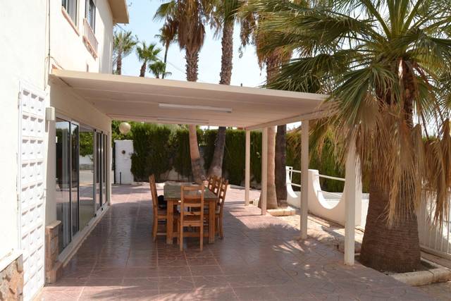 Casa-chalet en Venta en Peña de las Águilas