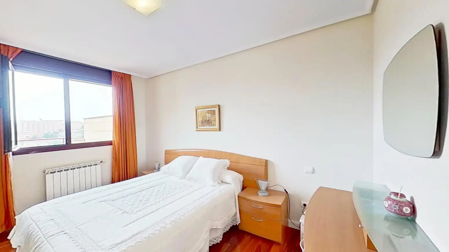 Habitación de Ático en venta en Santander con Calefacción, Jardín privado y Parquet