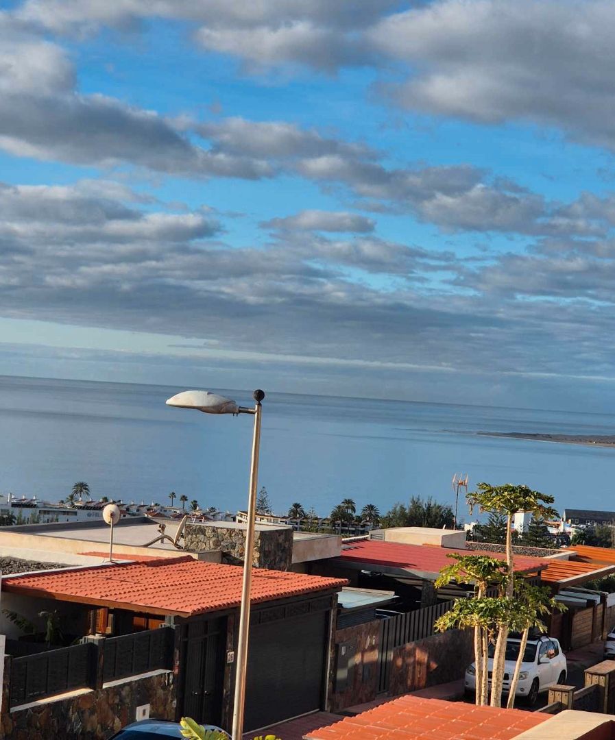 Exterior view of House or chalet for sale in San Bartolomé de Tirajana  with Air Conditioner, Private garden and Storage room