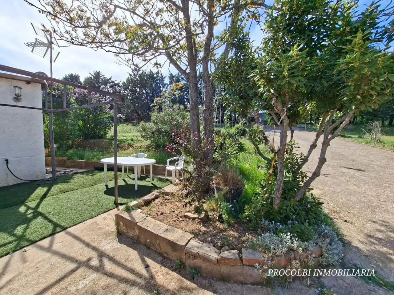 Jardí de Casa o xalet en venda en Uceda amb Aire condicionat, Jardí privat i Terrassa