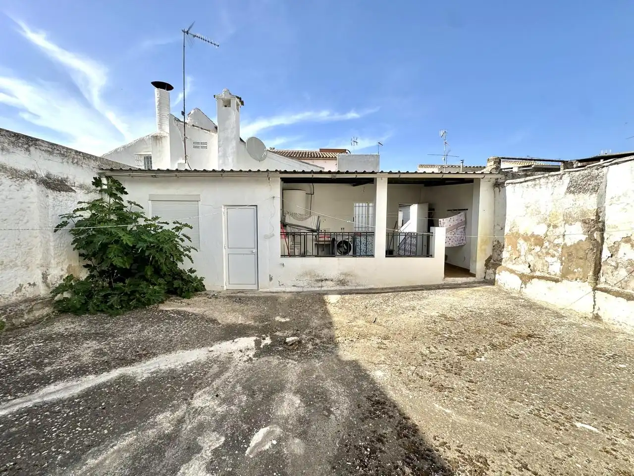 Exterior view of Ground floor for sale in Cuevas Bajas  with Private garden and Storage room