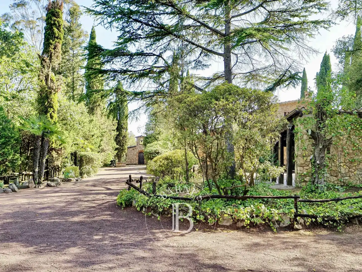 Jardí de Finca rústica en venda en Caldes de Malavella amb Calefacció, Piscina i Internet