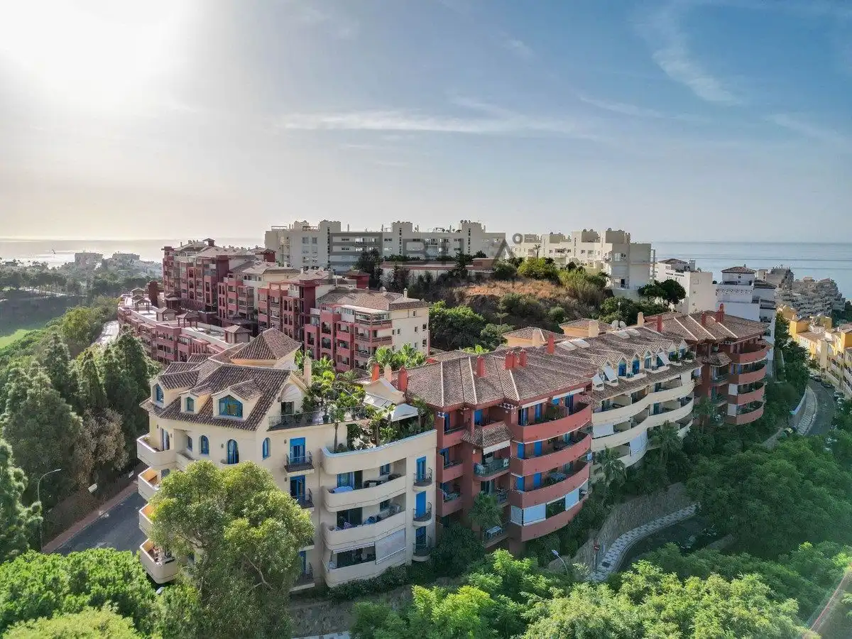 Àtic amb piscina en venda a Torrequebrada, imagen 46