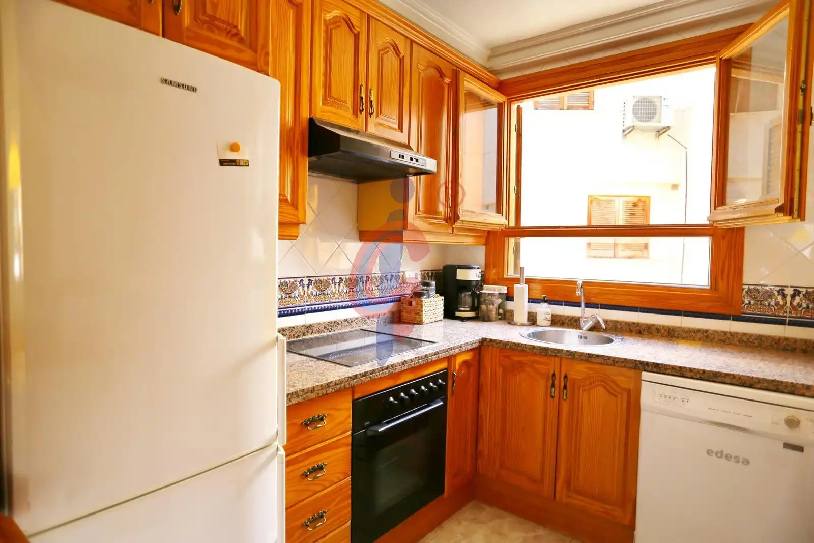 Kitchen of Detached homes for sale in Guardamar del Segura  with Air Conditioner, Heating and Terrace