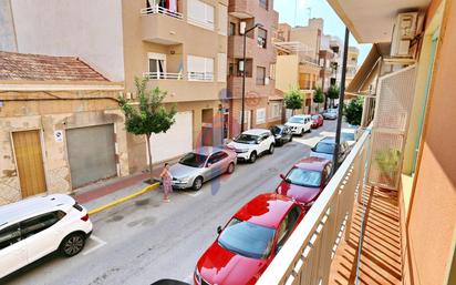 Vista exterior de Apartament en venda en Guardamar del Segura amb Terrassa