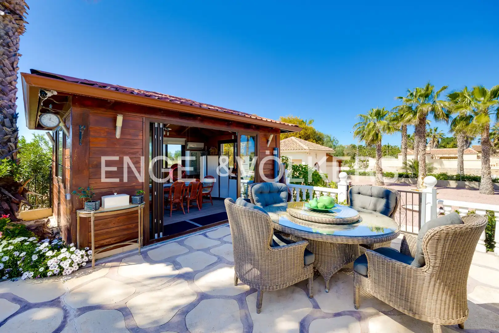 Terraza de Casa o chalet en venta en Daya Vieja con Aire acondicionado, Calefacción y Jardín privado