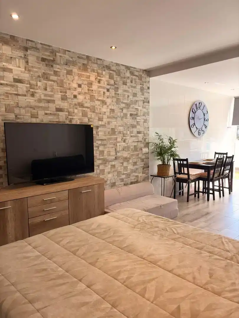 Wohnzimmer von Wohnung zur Miete in Arona mit Klimaanlage, Schwimmbad und Balkon