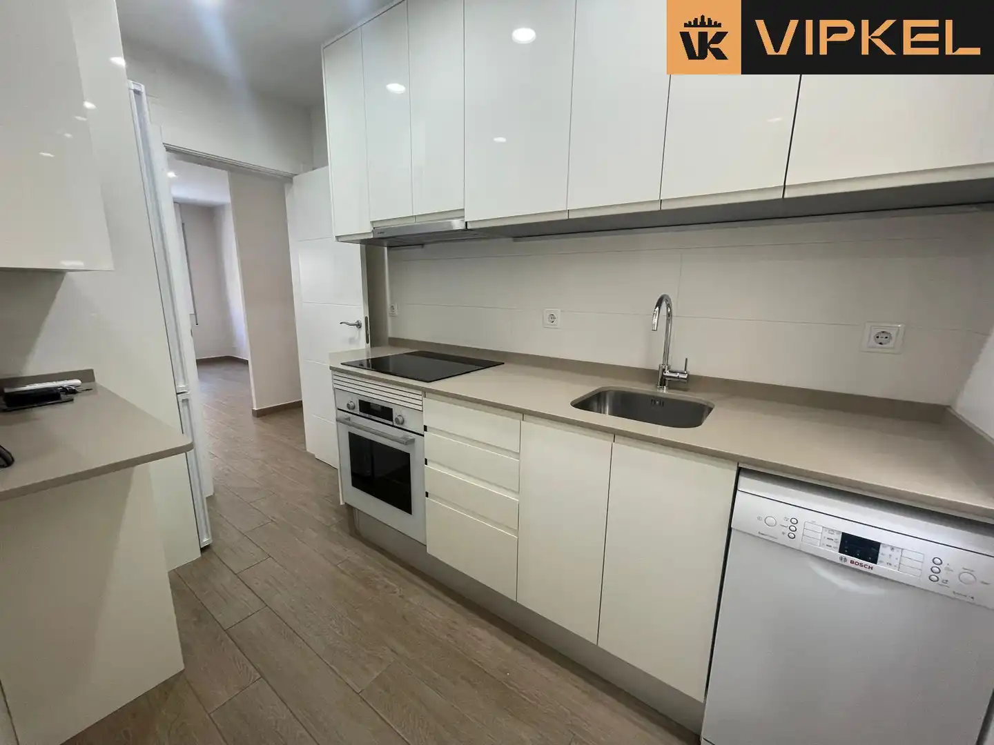 Cuina de Pis en venda en Barcelona amb Aire condicionat, Calefacció i Parquet