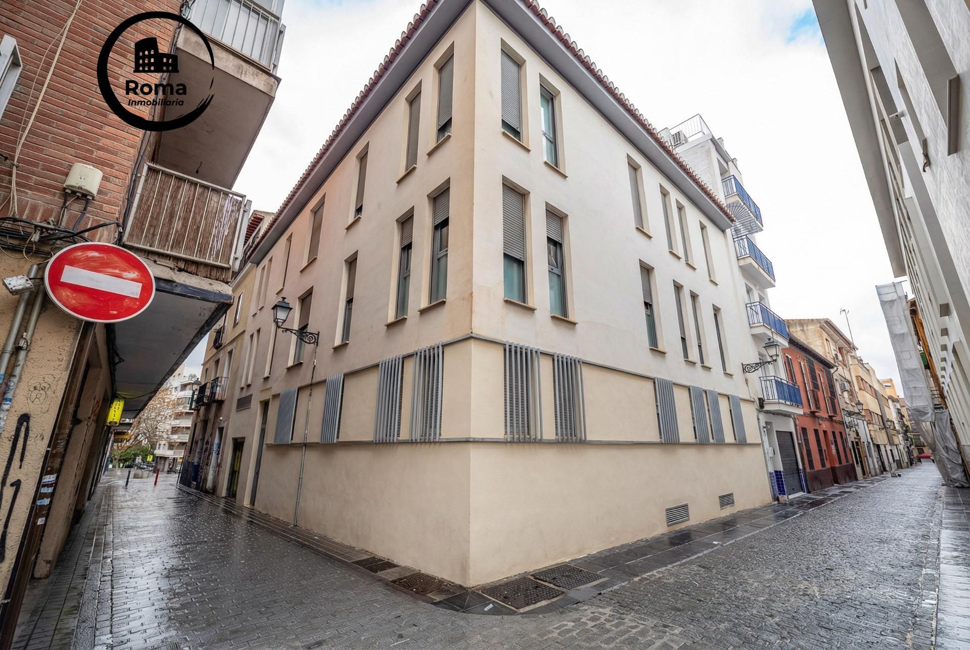 Vista exterior de Pis en venda en  Granada Capital amb Aire condicionat, Traster i Moblat