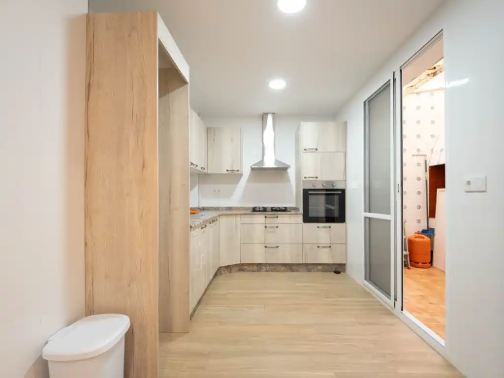 Cocina de Planta baja en venta en La Pobla de Vallbona con Aire acondicionado, Calefacción y Terraza