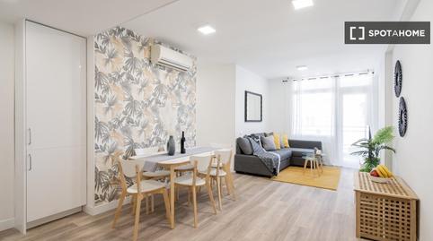 Foto 2 de Pis de lloguer a Lucero, Madrid