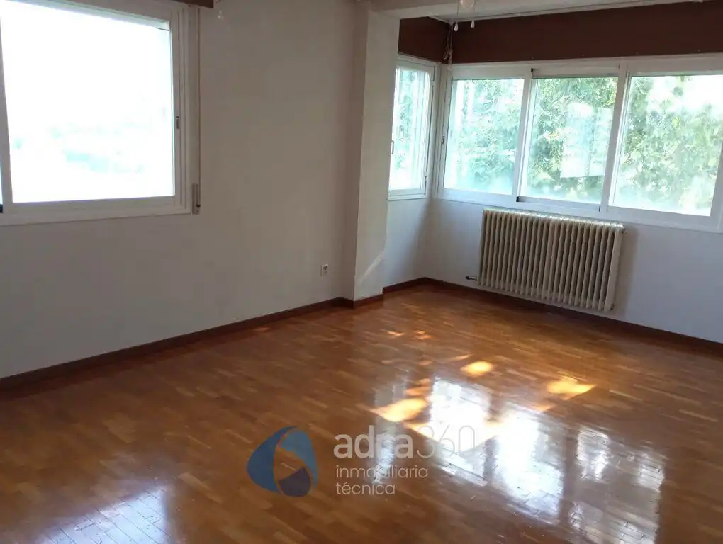 Bedroom of Flat for sale in  Logroño  with Heating and Storage room