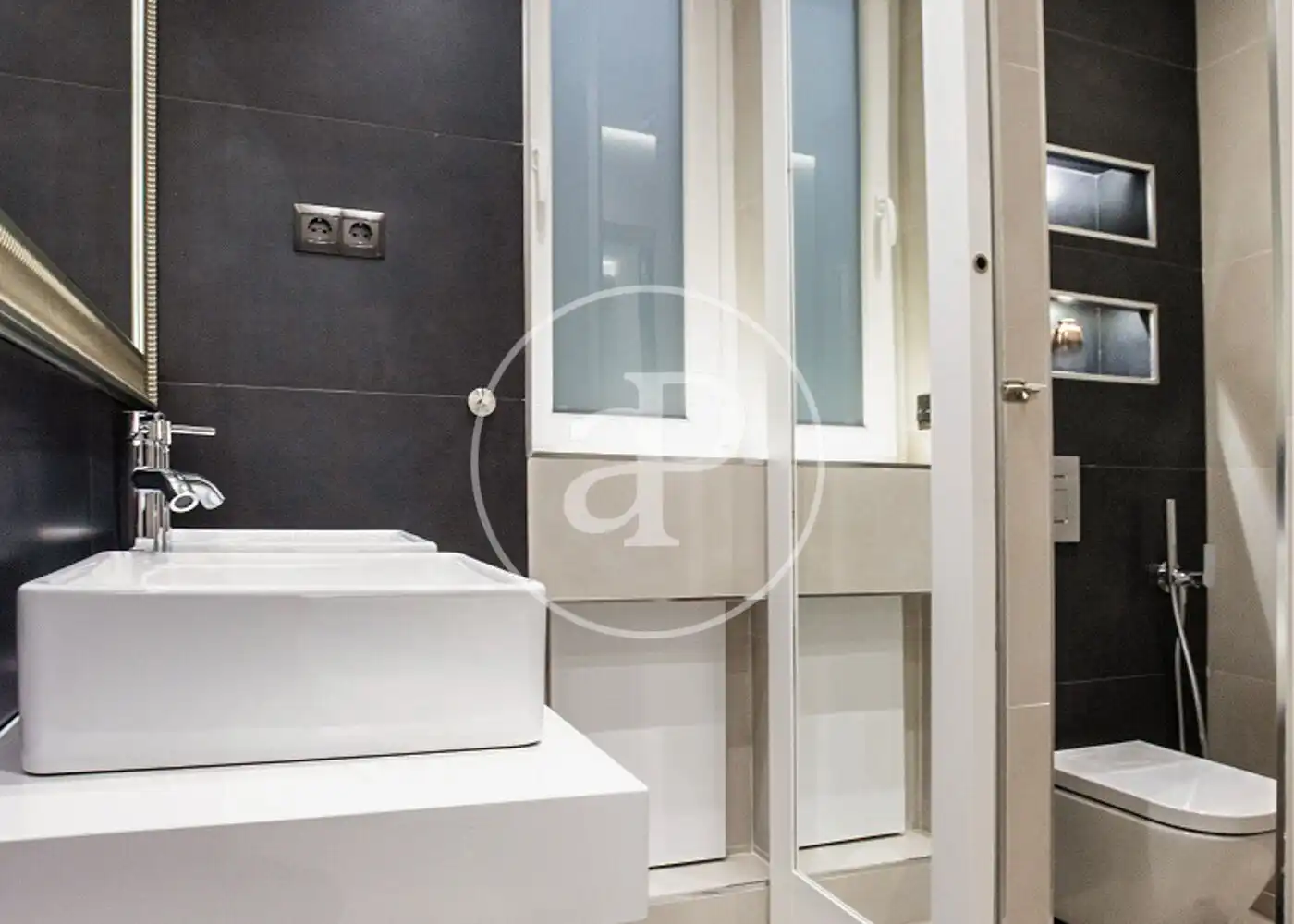 Flat for rent in C. de Fúcar, Cortes - Huertas
