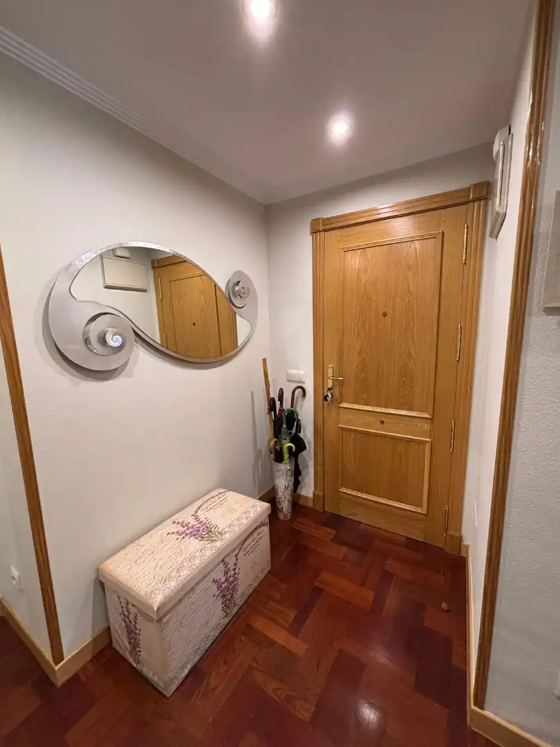 Piso en venta en Oviedo  con Calefacción, Parquet y Trastero
