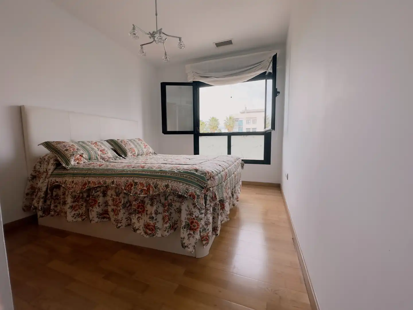 Habitación de Apartamento en venta en Santa Pola con Aire acondicionado, Calefacción y Parquet