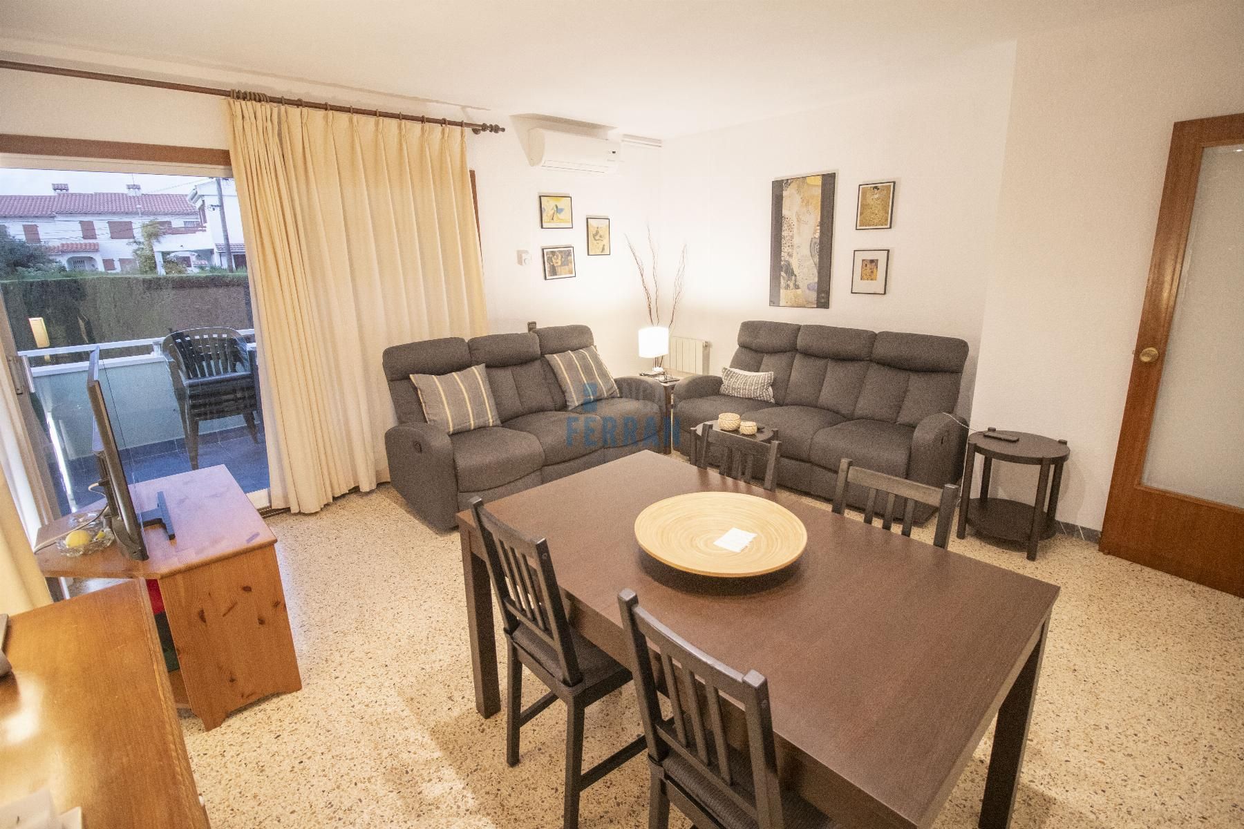 Sala d'estar de Dúplex en venda en El Vendrell amb Aire condicionat, Calefacció i Terrassa