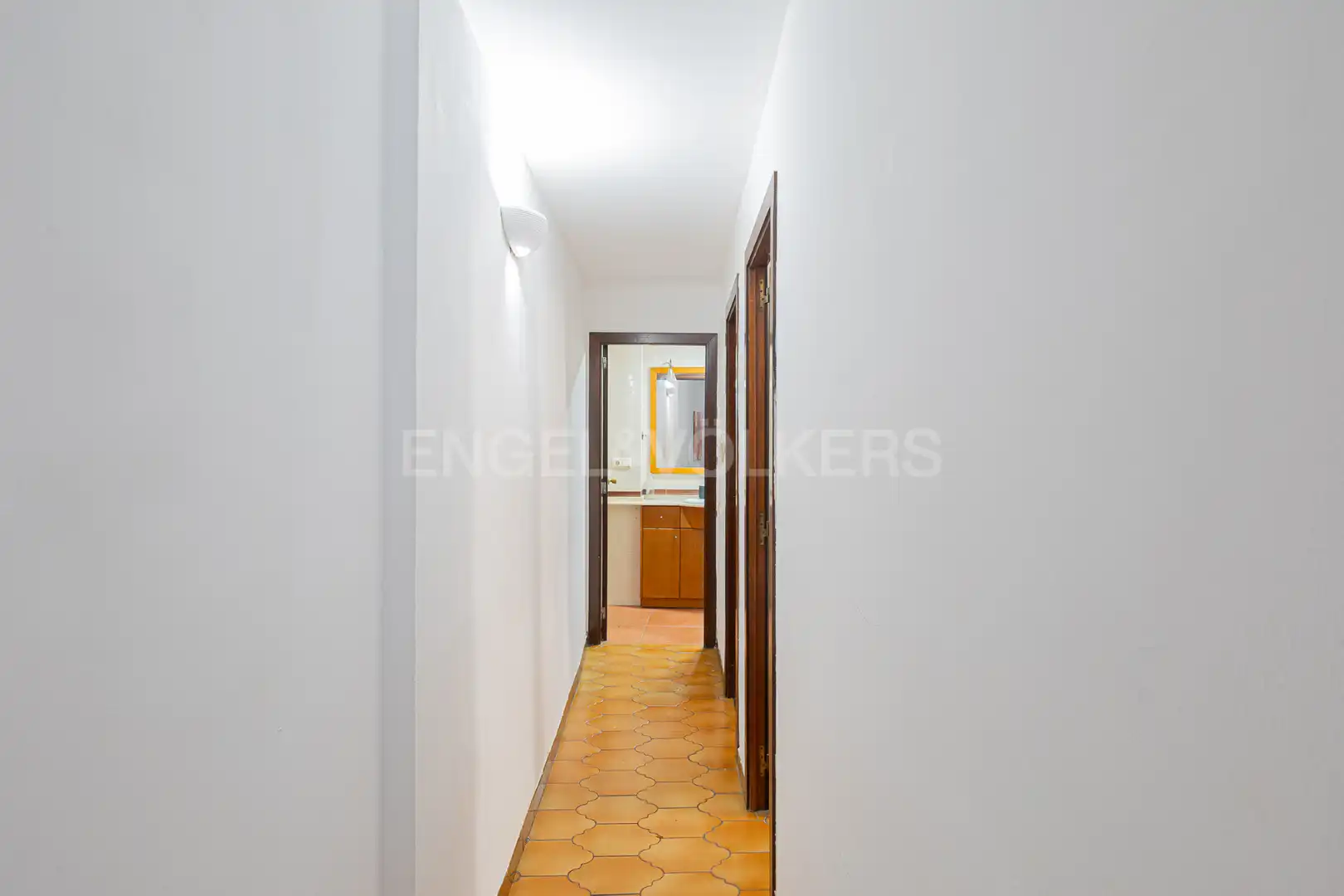 Flat for rent in Barcelona  with Air Conditioner, Heating and Furnished