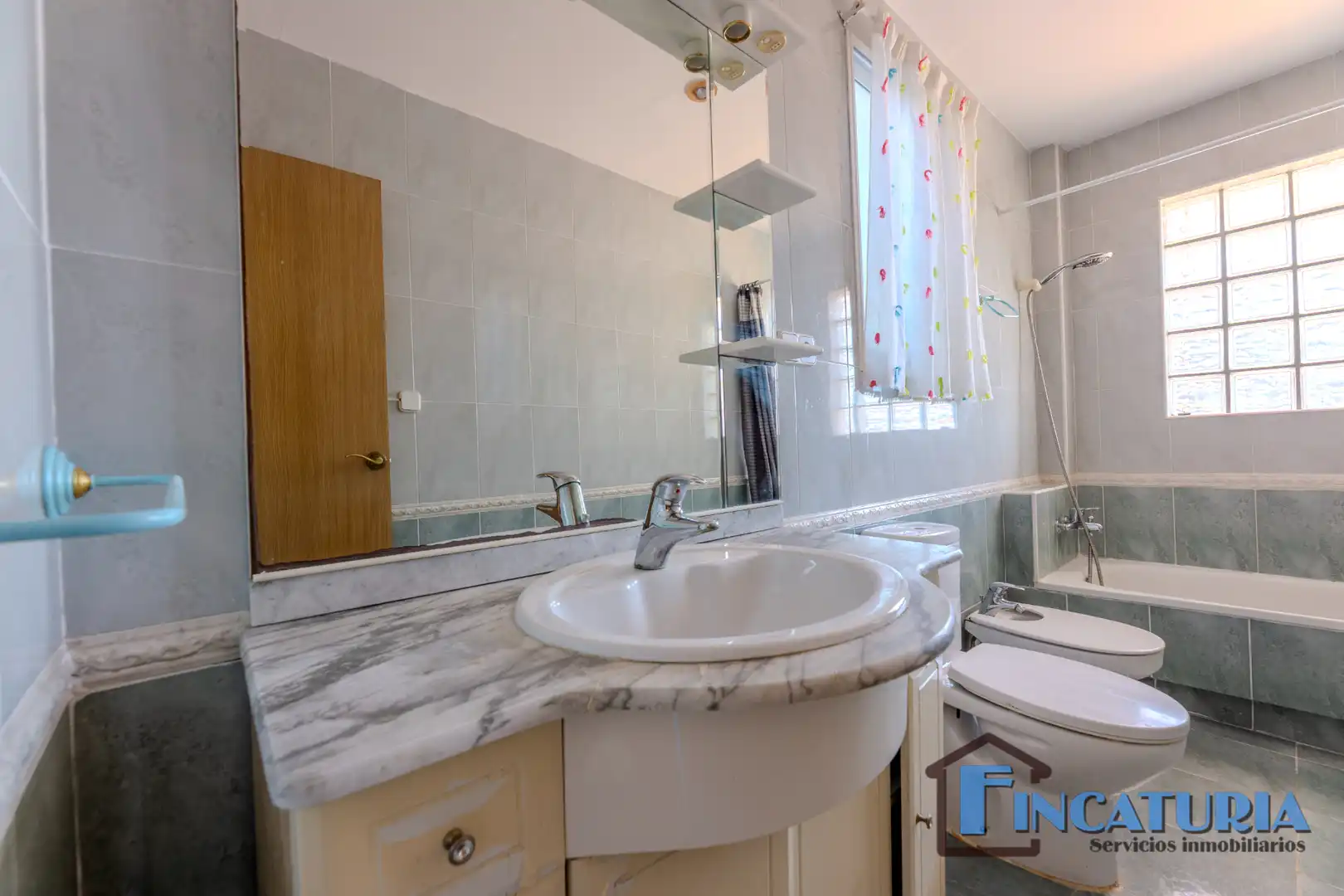 Baño de Casa o chalet en venta en Riba-roja de Túria con Aire acondicionado, Jardín privado y Terraza