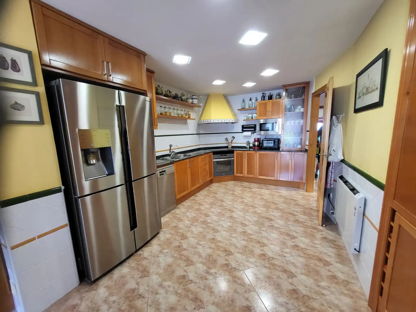 Cocina de Casa o chalet en venta en Pineda de Mar con Aire acondicionado, Calefacción y Terraza