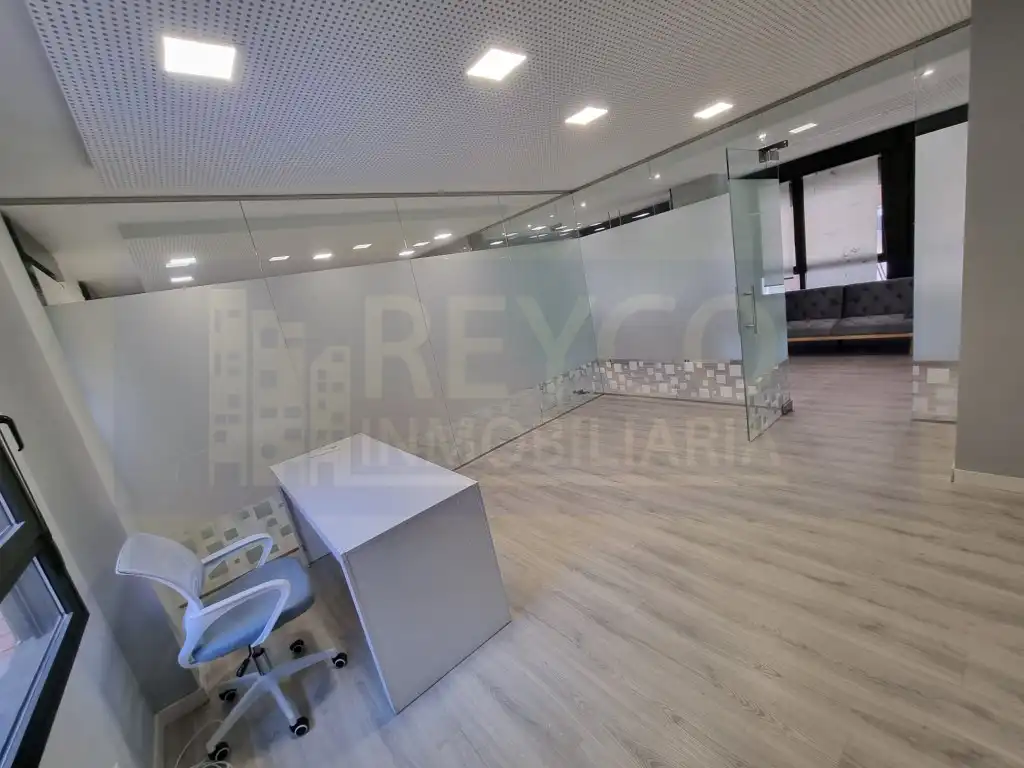Office space with lift for sale in Edificios Lirios (Los), imagen 11