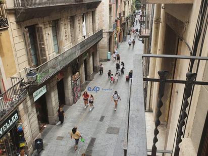 Exterior view of Flat for sale in  Barcelona Capital  with Terrace and Balcony