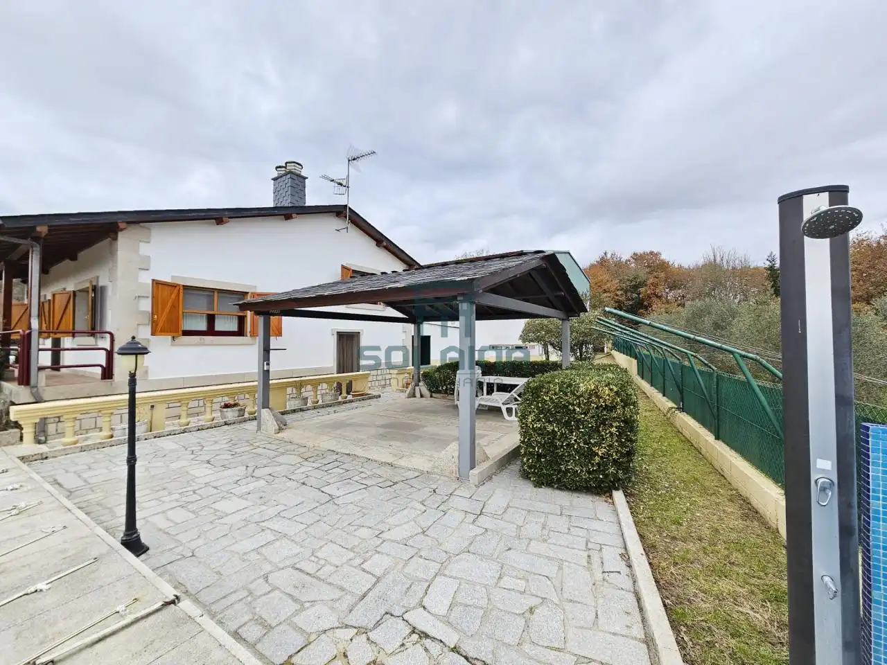 Chalet con piscina en venta en Coles, imagen 2