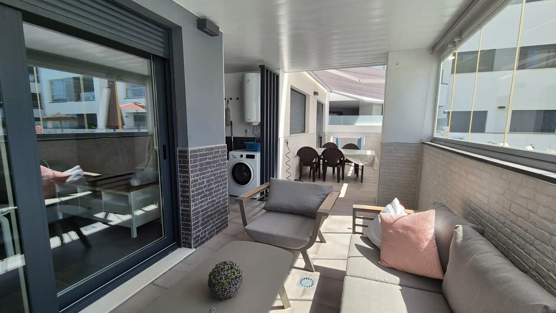 Terrace of Ground floor for rent in Marbella  with Air Conditioner, Terrace and Storage room