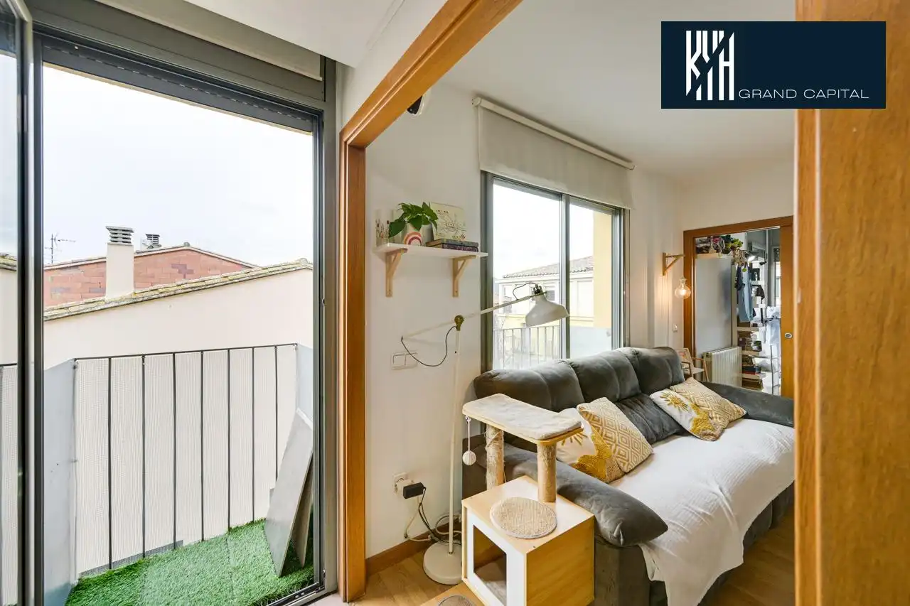 Terraza de Dúplex en venta en Salt con Calefacción, Terraza y Balcón